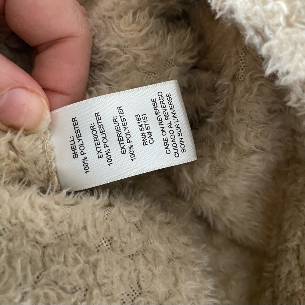 Calvin Klein fuzzy soft Women's Tan chic fleece Jacket size large outdoor - Picture 9 of 9